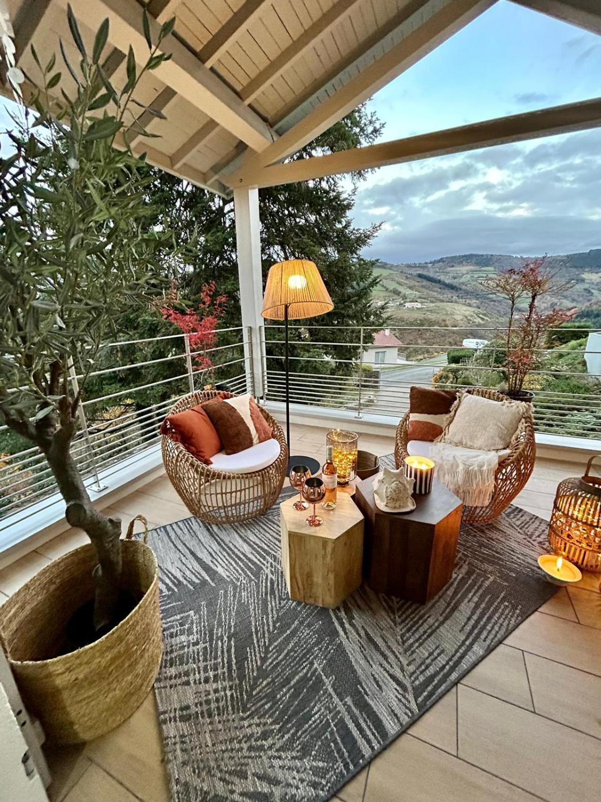 Апартаменты Les Terrasses Du Pilat La Valla-en-Gier Экстерьер фото